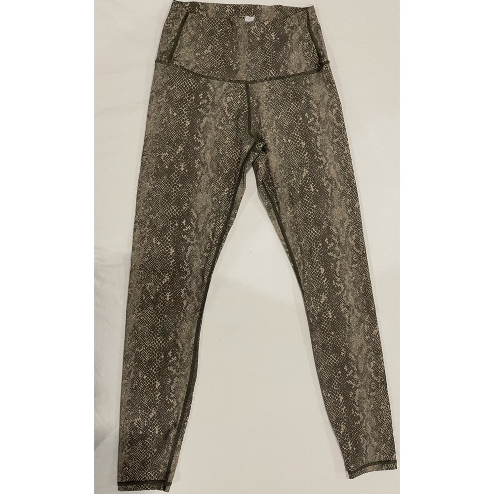 Varley Workout Set - image 7